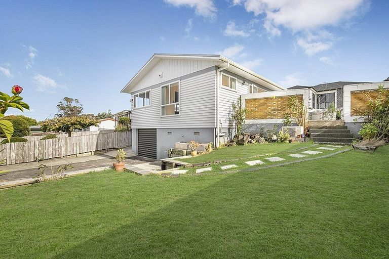Photo of property in 4 Lincoln Road, Manurewa East, Auckland, 2102