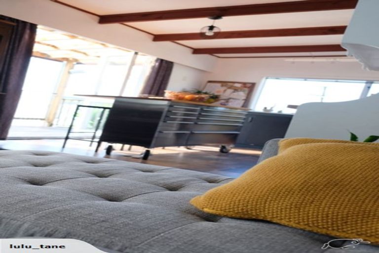 Photo of property in 54 View Road, Hikurangi, 0114