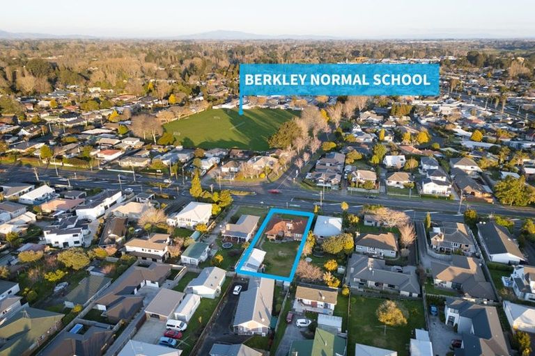 Photo of property in 25 Morrinsville Road, Hillcrest, Hamilton, 3216