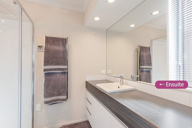 Photo of property in 20 Taiore Crescent, Marshland, Christchurch, 8083