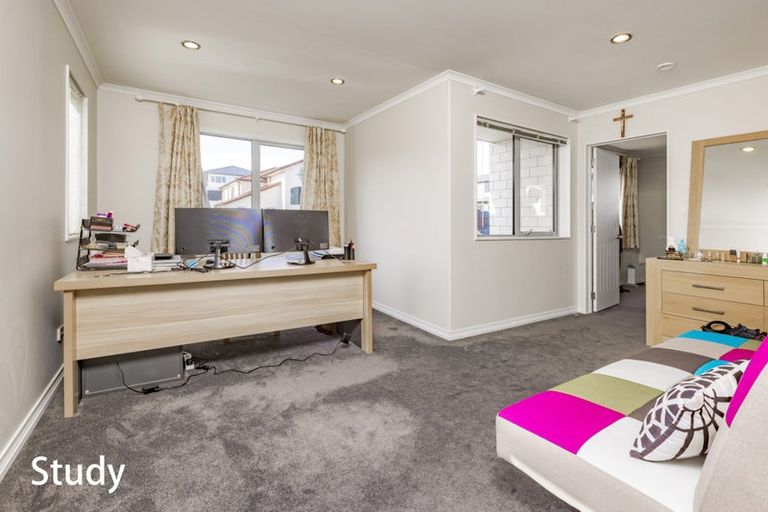 Photo of property in 3 Veneta Close, Flat Bush, Auckland, 2019