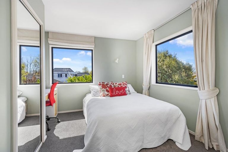 Photo of property in 29 Greystoke Lane, Avonhead, Christchurch, 8042