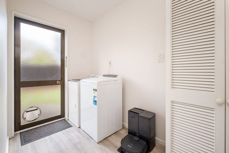 Photo of property in 2/112a Poulson Street, Addington, Christchurch, 8024