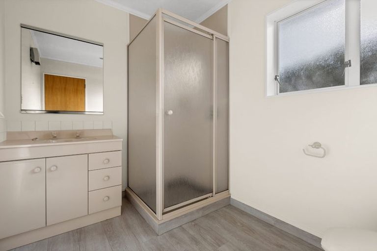 Photo of property in 4 Knightsbridge Place, Taradale, Napier, 4112