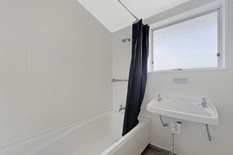 Photo of property in 27 Morgan Crescent, Levin, 5510