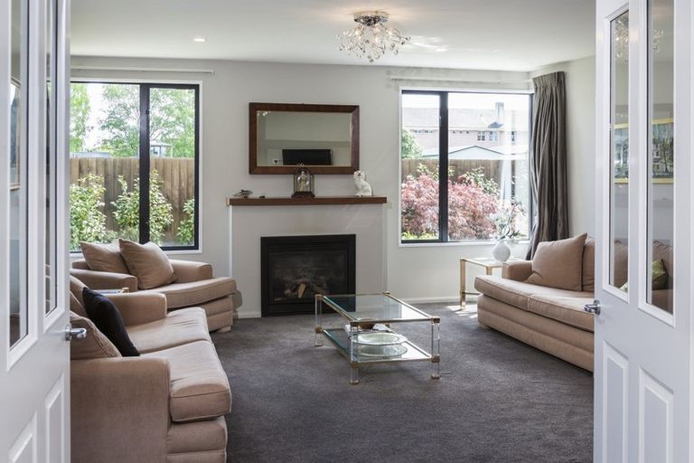 Photo of property in 42a Chateau Drive, Burnside, Christchurch, 8053