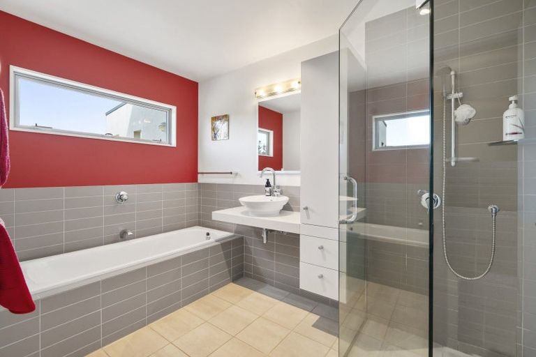 Photo of property in 14 Branksome Place, Aokautere, Palmerston North, 4471