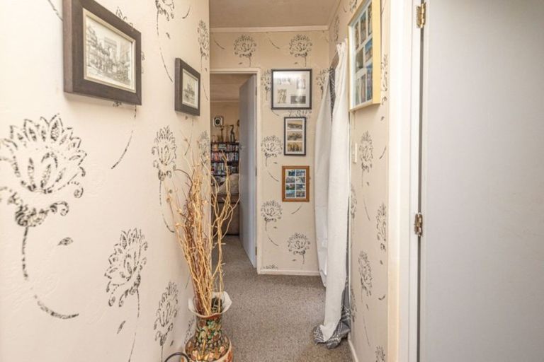 Photo of property in 7 Karyn Street, Castlecliff, Whanganui, 4501