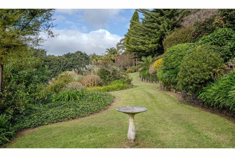 Photo of property in 7 The Lookout, Kerikeri, 0230