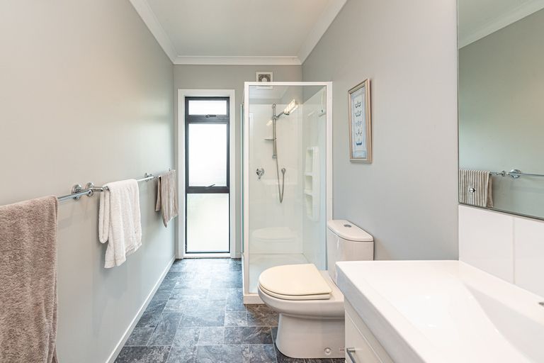 Photo of property in 21 Sunset Parade, Kai Iwi, Whanganui, 4574