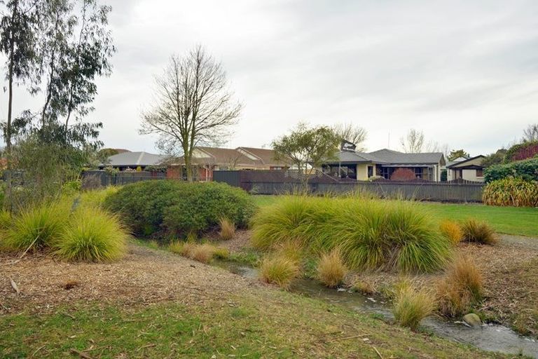 Photo of property in 42 Karnak Crescent, Russley, Christchurch, 8042