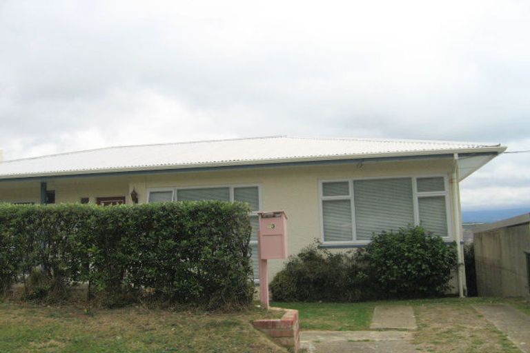 Photo of property in 75 View Road, Houghton Bay, Wellington, 6023