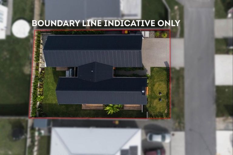 Photo of property in 6 Mahia Lane, Waikanae, 5036