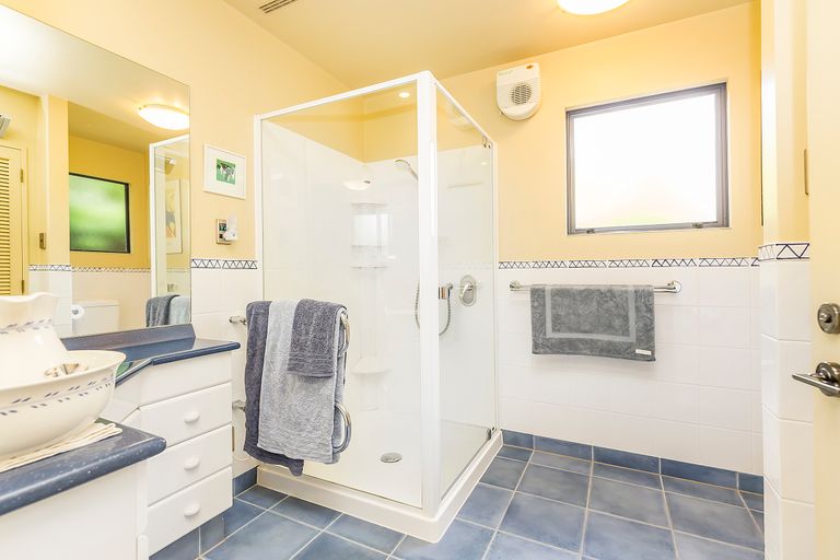 Photo of property in 39b Kenya Street, Ngaio, Wellington, 6035