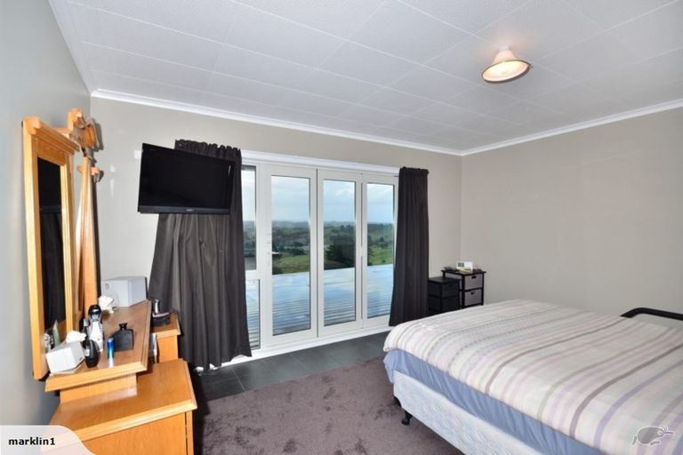 Photo of property in 2118 East Coast Road, Stillwater, Silverdale, 0993