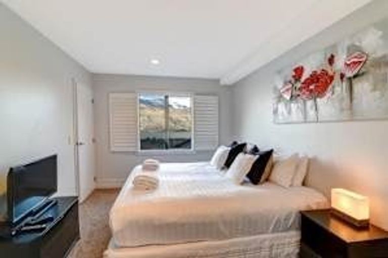 Photo of property in 2/69 Edinburgh Drive, Queenstown, 9300