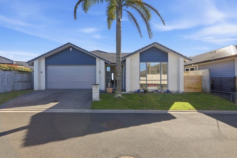 Photo of property in 6 Cassinia Close, Papamoa Beach, Papamoa, 3118
