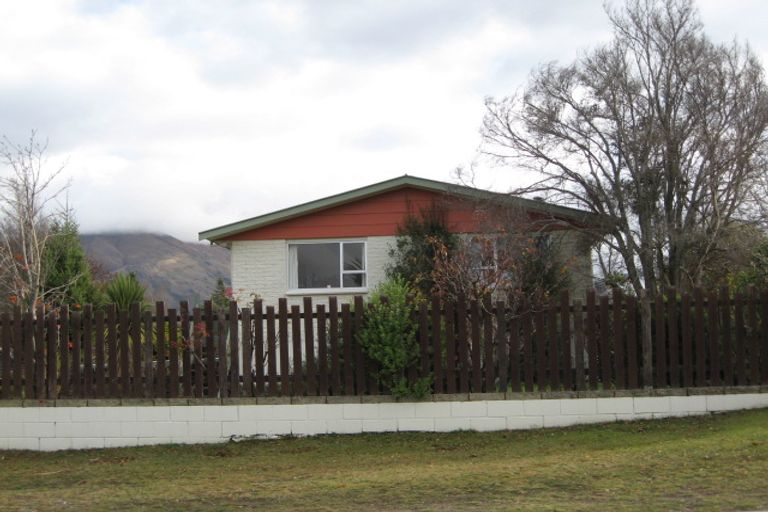 Photo of property in 23 Rata Street, Wanaka, 9305