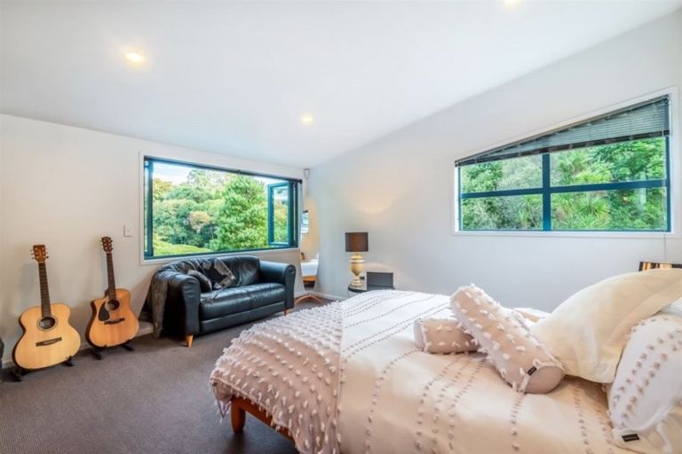 Photo of property in 87a Palmerston Road, Birkenhead, Auckland, 0626