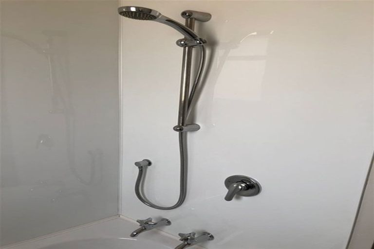 Photo of property in 12 Churchill Crescent, Tawhero, Whanganui, 4501