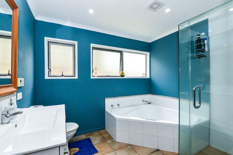 Photo of property in 5 Mcinnes Place, Queenwood, Hamilton, 3210