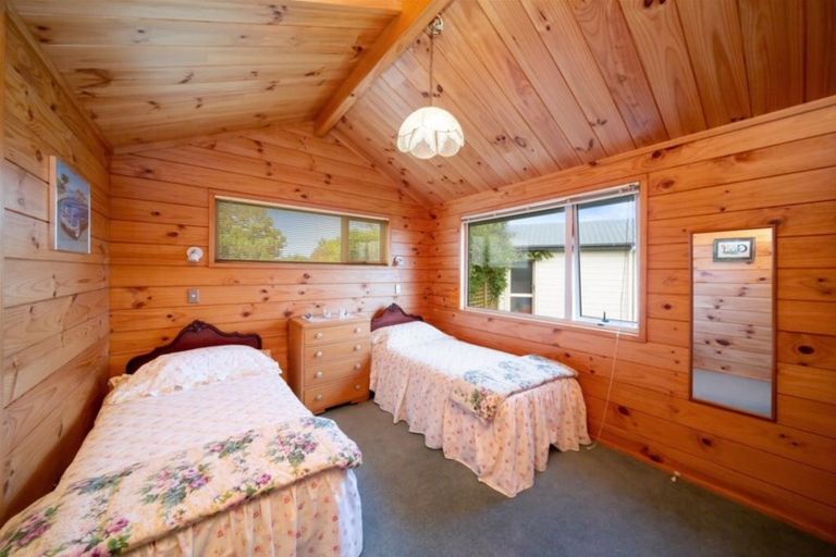 Photo of property in 437 Turuturu Road, Hawera, 4674