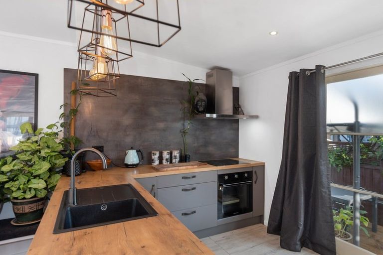 Photo of property in 30a Pooles Road, Greerton, Tauranga, 3112