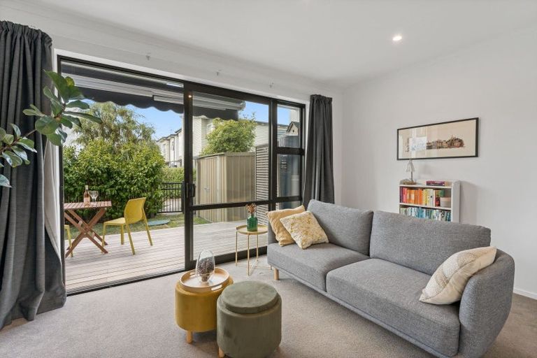 Photo of property in 40 Sidney Wallingford Way, Hobsonville, Auckland, 0616