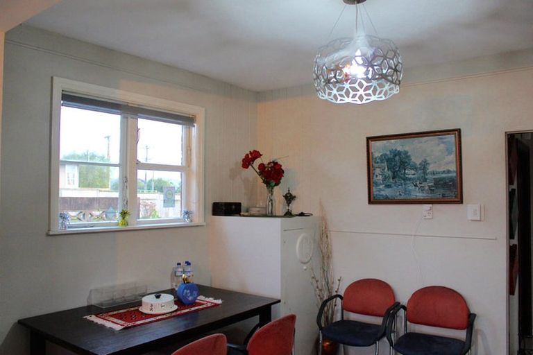 Photo of property in 110 Astley Avenue, New Lynn, Auckland, 0600