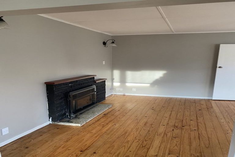 Photo of property in 28 Wetherby Grove, Wainuiomata, Lower Hutt, 5014