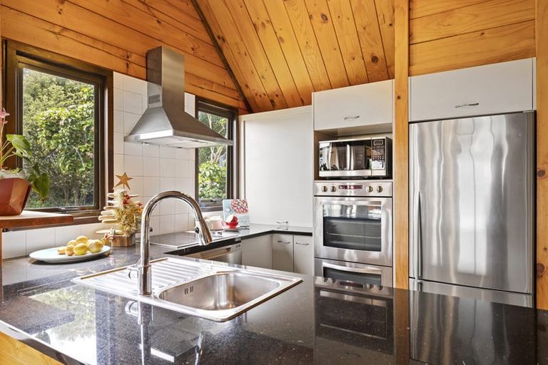 Photo of property in 21 Rata Street, Upper Vogeltown, New Plymouth, 4310