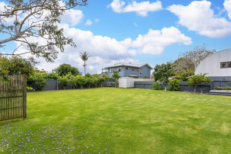 Photo of property in 5 Dundas Street, Whitianga, 3510