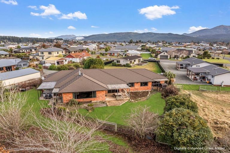Photo of property in 114 Govan Drive, Te Anau, 9600