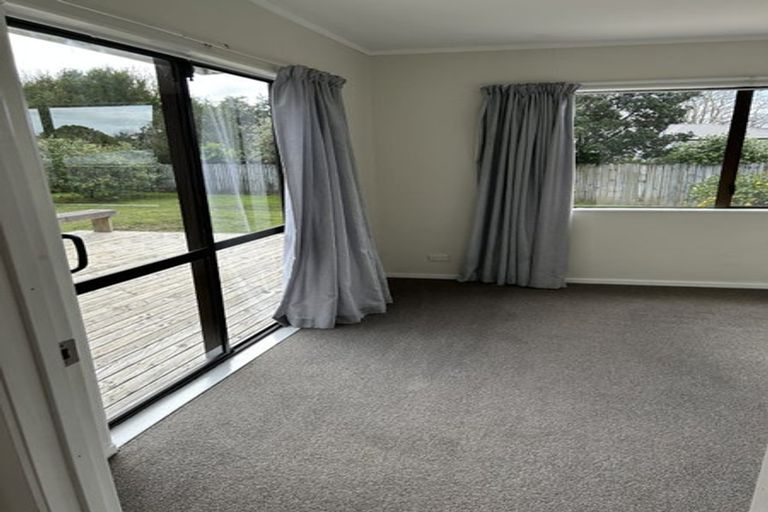 Photo of property in 15 South Avenue, Kaukapakapa, 0871