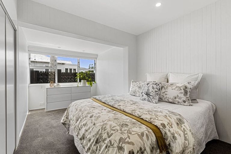 Photo of property in 10a Church Street, Northcote Point, Auckland, 0627
