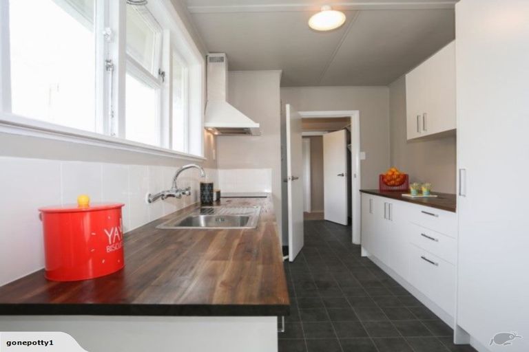 Photo of property in 54 Joll Road, Havelock North, 4130