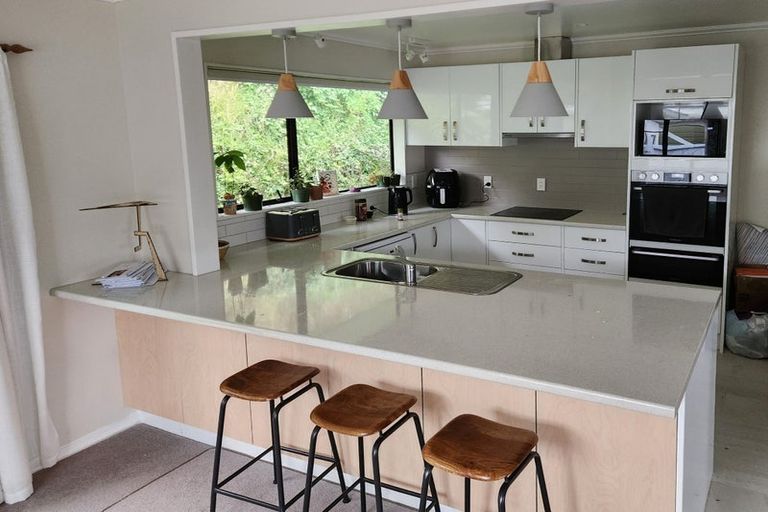 Photo of property in 37 Gaya Grove, Ngaio, Wellington, 6035