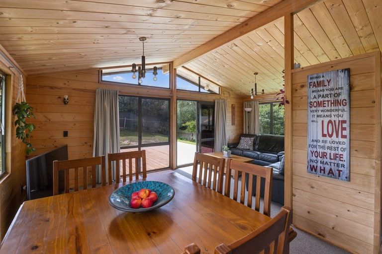 Photo of property in 10 Toroa Road, Otaihanga, Paraparaumu, 5036