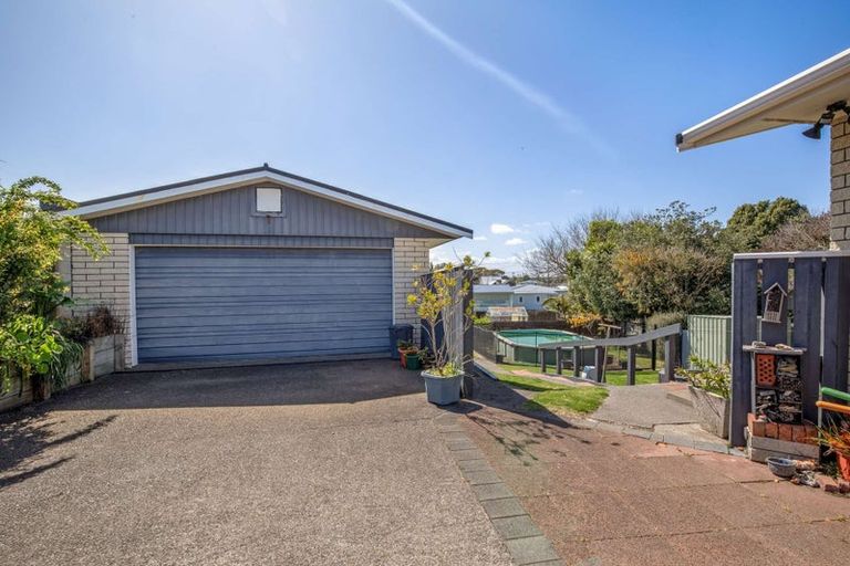 Photo of property in 102 Matai Street, Castlecliff, Whanganui, 4501