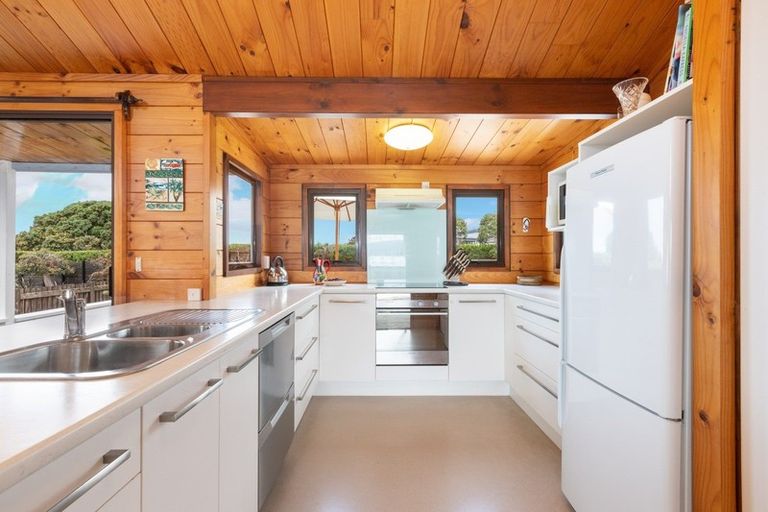 Photo of property in 40 Meiklejohn Way, Omaha, 0986