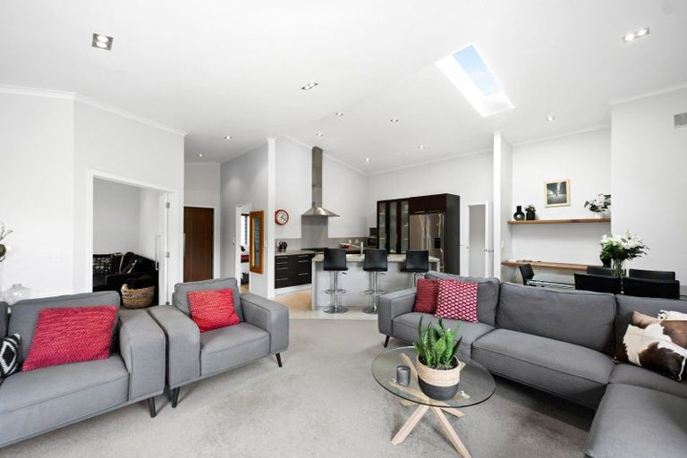 Photo of property in 30 Coleraine Drive, Rototuna, Hamilton, 3210