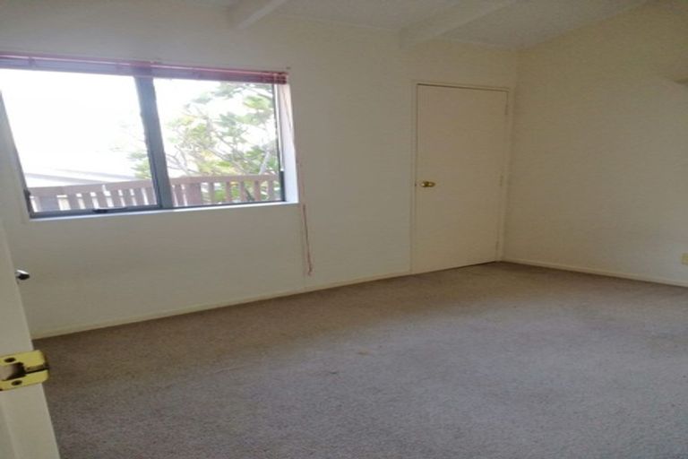 Photo of property in 2/33 Wolsley Avenue, Milford, Auckland, 0620