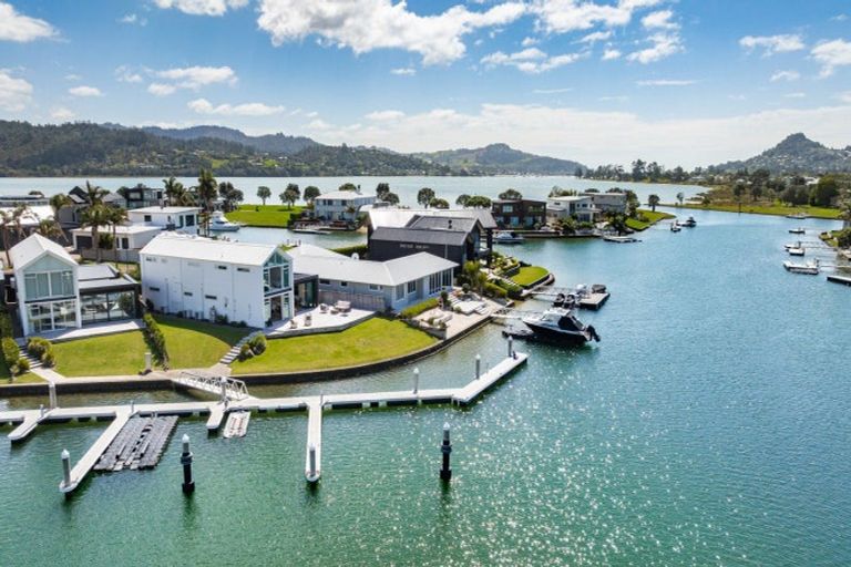 Photo of property in 148 Motu Hei, Pauanui, Hikuai, 3579