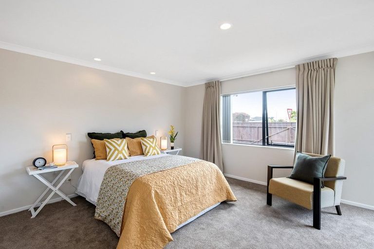 Photo of property in 2 Central Park, Paraparaumu Beach, Paraparaumu, 5032