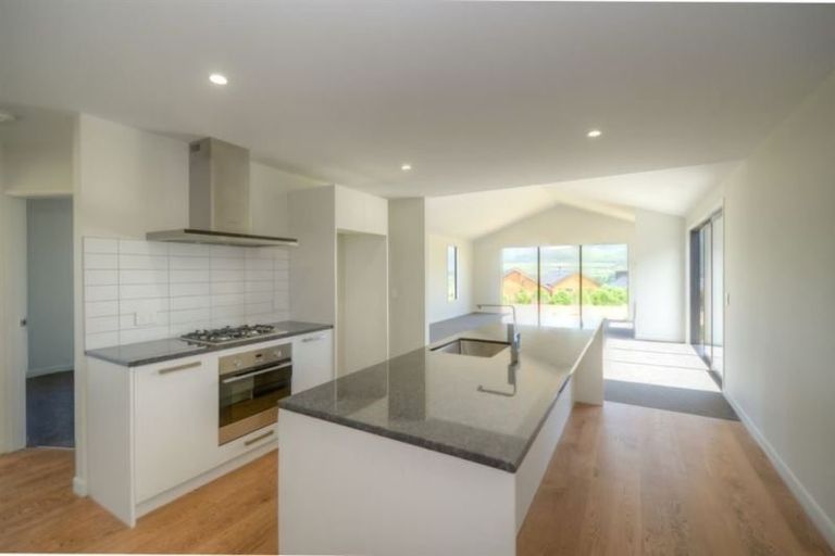 Photo of property in 60 Jacks Point Rise, Jacks Point, Queenstown, 9371