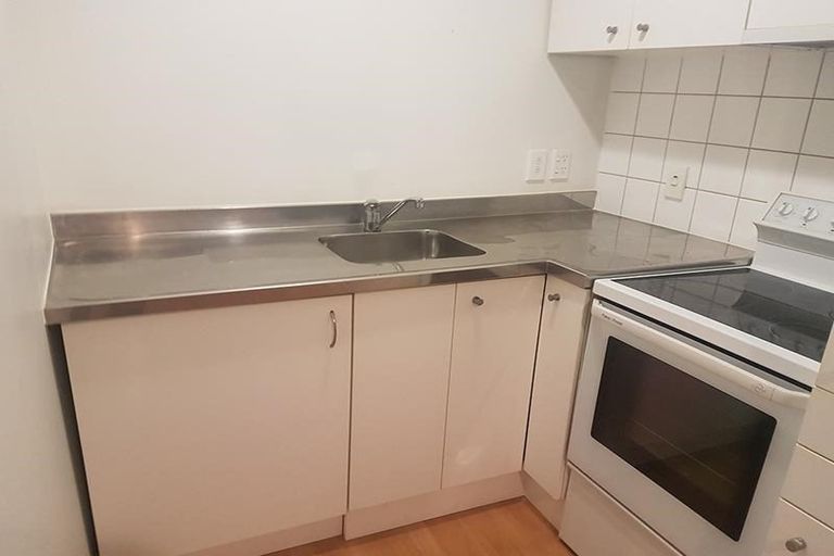 Photo of property in 8 Clayton Street, Saint Clair, Dunedin, 9012