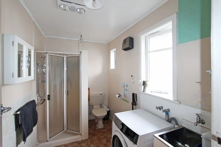 Photo of property in 45 Tararua Street, Pahiatua, 4910