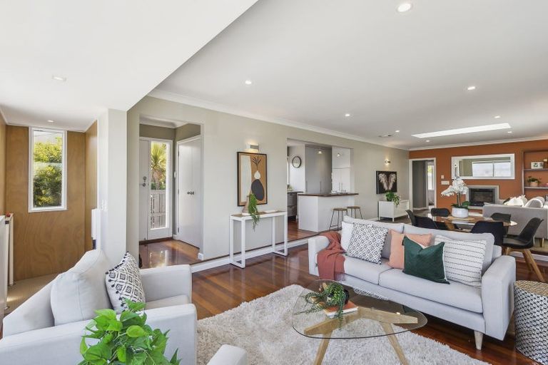 Photo of property in 102a Homebush Road, Khandallah, Wellington, 6035