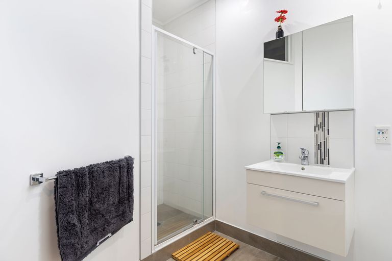Photo of property in 55 Rhodes Drive, Kelvin Grove, Palmerston North, 4414