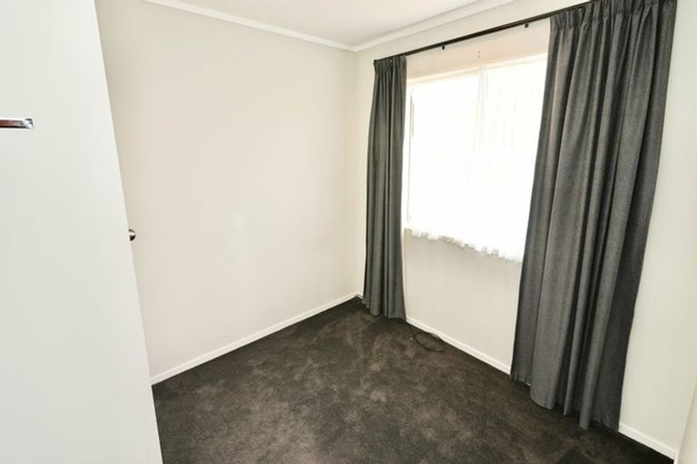 Photo of property in 29 Acacia Street, Kelvin Grove, Palmerston North, 4414